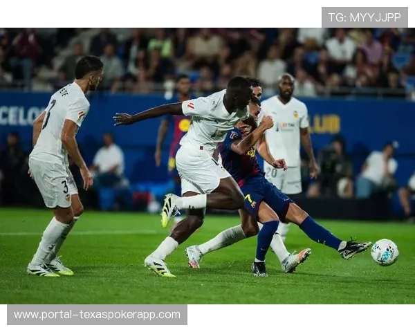 经济视角：电视转播收入分配改革对西甲中游球队竞技水平的影响。